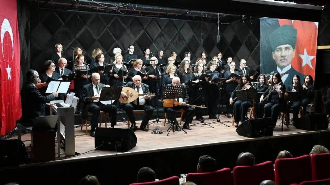 Kemer’de Duygusal Gece: Atatürk’e Saygı Konseri 4